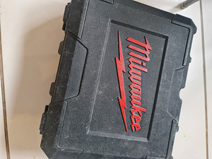 Milwaukee M18 CBLDD (2 фото из 2)