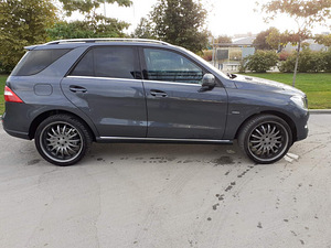 Mercedes benz ML350 (3 foto / 6)