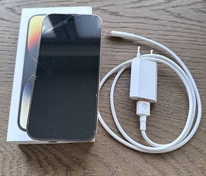 iPhone 14 Pro 128GB Gold (1 foto / 3)