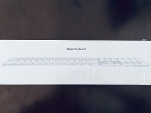 Apple Magic Keyboard с цифровой клавиатурой