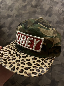 Кепка Obey