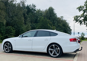 Audi A5 S-line Sportback Quattro 2.0 155kw (1 foto / 15)