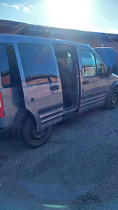 FORD TOURNEO CONNECT 2005 (2 foto / 4)