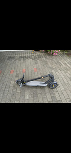 Xiaomi Mi Electric Scooter Essential (6 foto / 10)