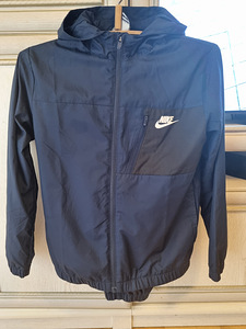 Спортивный костюм (3 фото из 3)