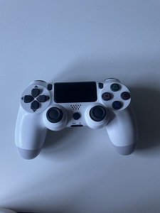 UUS - Playstation 4 pult (WHITE)