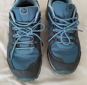 Merrell Lulea naiste matkajalatsid EU 40.5 (7 foto / 9)