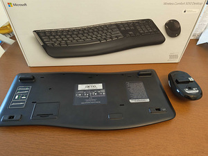 Microsoft Wireless Comfort 5050 Desktop Keyboard and Mouse (2 foto / 4)