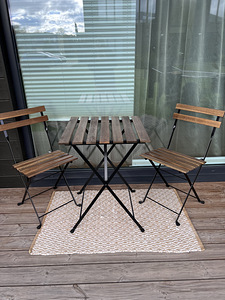 Садовый столик и стулья IKEA (1 фото из 8)
