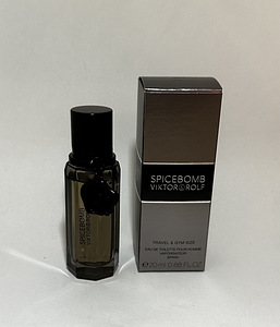 Victor & Rolf Spicebomb (1 foto / 1)