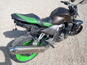 Kawasaki Z750 06a varuosadena (2 foto / 10)