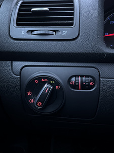 Volkswagen Golf 5 (10 foto / 12)
