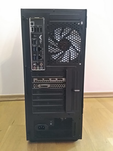 I7-7800X/X299/16GB RAM/SSD 1000GB/HDD 1000GB/GTX 1080 8GB (10 foto / 10)