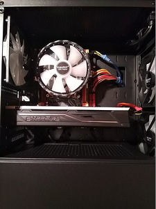 Xeon E5 2689/X79/32GB/SSD 256GB/Radeon RX 470 8GB (8 foto / 10)