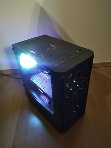 Ryzen 5 3500/A520M/16GB RAM/SSD 512GB/GTX 1070 8GB (3 foto / 10)