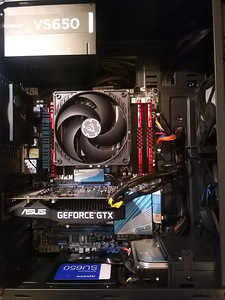 Xeon E5 2689/X79/32GB/SSD 256G/HDD 500G/GTX 1660S 6GB (8 foto / 9)