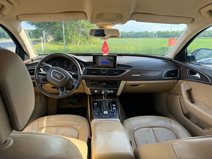 Audi A6 C7 3.0 180кВт (8 фото из 12)