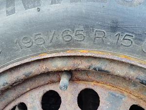Шины 195/65 R15 на дисках 5x114 3 ,5x108 (3 фото из 3)