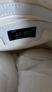 Armani (2 foto / 5)