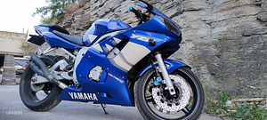 Yamaha R6 (4 фото из 4)
