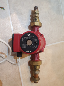 Циркуляционный насос Grundfos