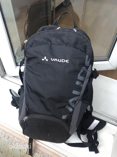 Vaude Gravit 15+3 ( hiking,bicycle,city backpack ) (фото #1)