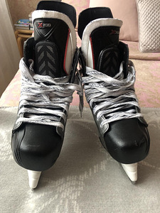 BAUER VAPOR X700 (10.5 D) (2 foto / 7)