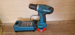 Makita akutrell + aku ja laadija (2 foto / 3)