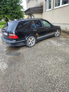 Saab 9-5 Estate Aero 2003a 2,2 Tid 88kw (1 foto / 8)