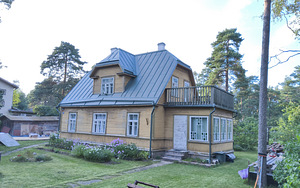 Valtsplekk-katus, vihmaveesüsteem, varikatus, plekksepatööd. (1 foto / 10)