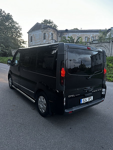 Opel Vivaro 1.9 (3 foto / 10)