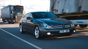 Mercedes-Benz CLS 320cdi 2008 (2 foto / 10)