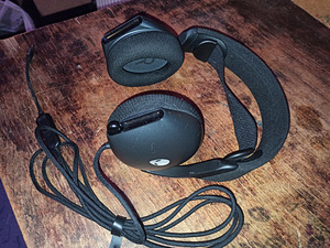 Müün kõrvaklappe Alienware 520H (2 foto / 2)