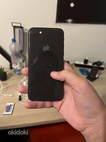 iPhone 8 64 ГБ