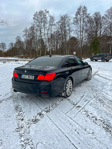 BMW 730 F01 (3 foto / 8)