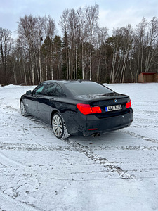BMW 730 F01 (4 foto / 8)