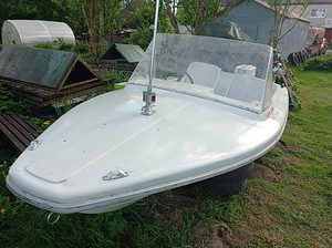Mootorpaat Vinnsport 410 (3 foto / 5)
