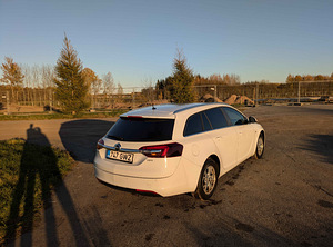 Opel Insignia 2.0d 96kw 2014 facelift (5 foto / 10)