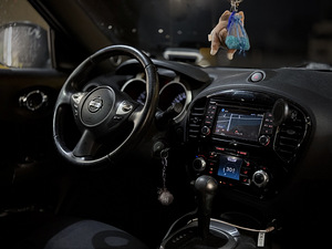 Nissan Juke 2013 1.6 86kW (6 foto / 11)