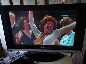 Samsung 32 televiisor (3 foto / 8)