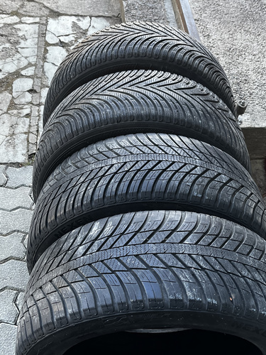 R17 235/45/R17 KLEBER