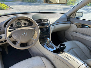 Mercedes-Benz W211 E220 CDI Avantgarde, 2005 (9 foto / 15)
