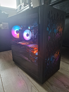 DeepCool игровой компьютер i3 / 16GB Ram / GTX 1080 Ti / SSD