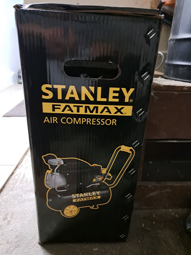 Stalet Fatmax Air Comressor