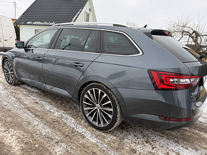 Skoda Superb L&K (3 foto / 13)