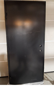 Односторонняя стальная дверь с порошковым покрытием ISG Lain