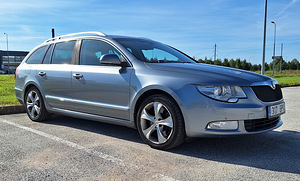 Skoda Superb 3.6 V6 191kW (3 foto / 10)