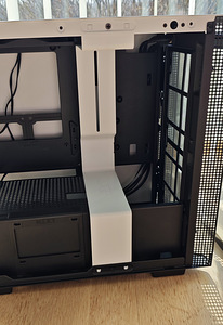 NZXT H210 Mini-ITX Korpus (7 foto / 9)