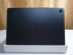 Samsung Galaxy Tab S5e 64GB LTE (2 foto / 3)
