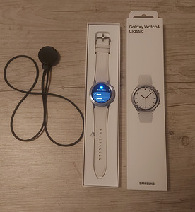 SAMSUNG GALAXY WATCH 4 (1 foto / 2)